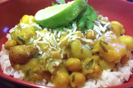 Mango Coconut and Chickpea Curry