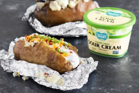 Follow Your Heart Sour Cream is Nacho Average Dairy-Free Alternative - we have the ingredients, allergen info, and more for this reformulated, coconut-free product (and you can rate it!)